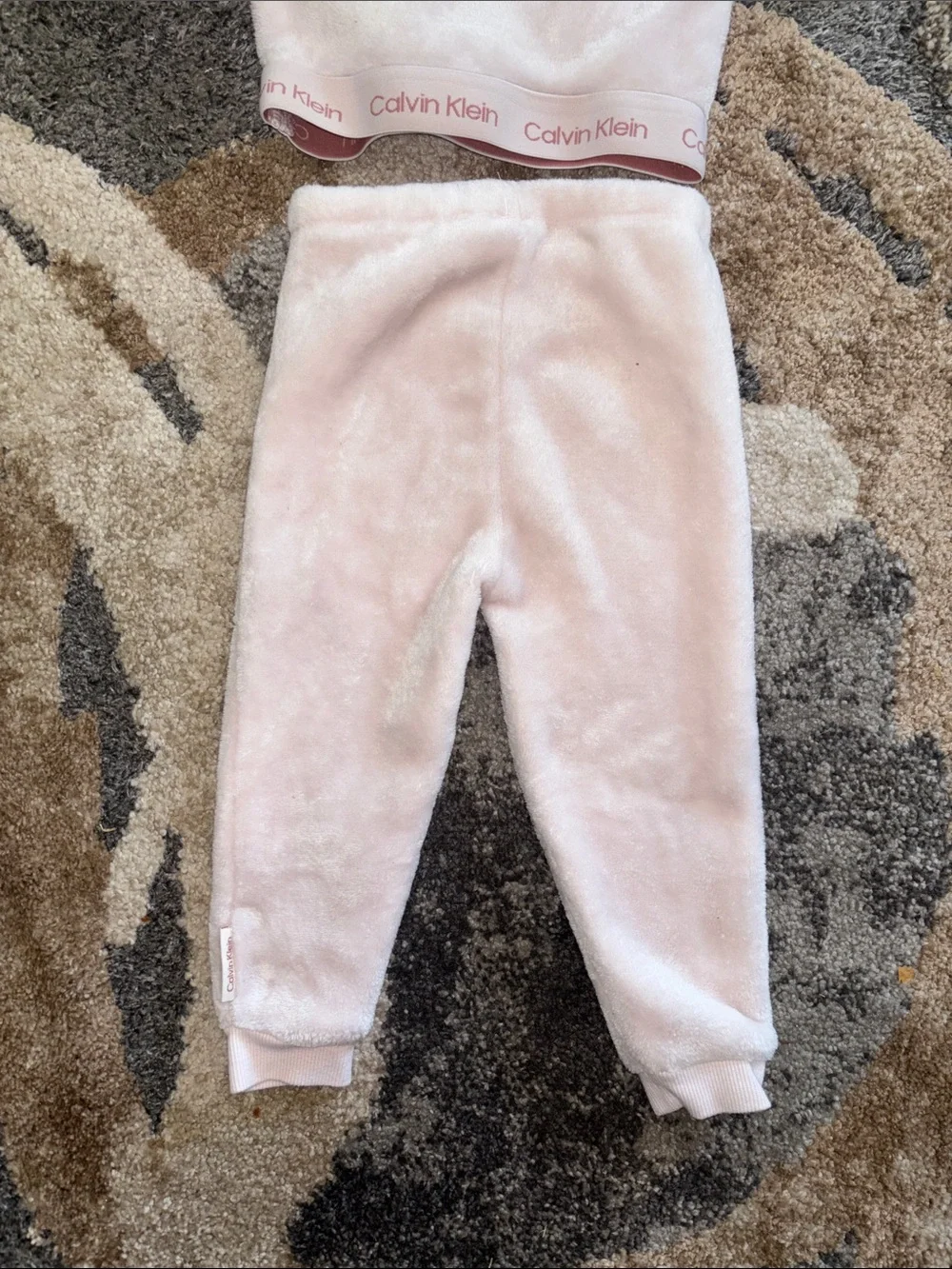 Calvin Klein Baby 18month Light Pink Plush Hoodie & Jogger Set